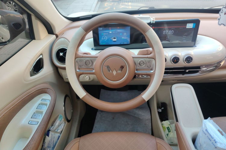 五菱汽车 五菱缤果 2025款 333km 悦享款中控内饰13