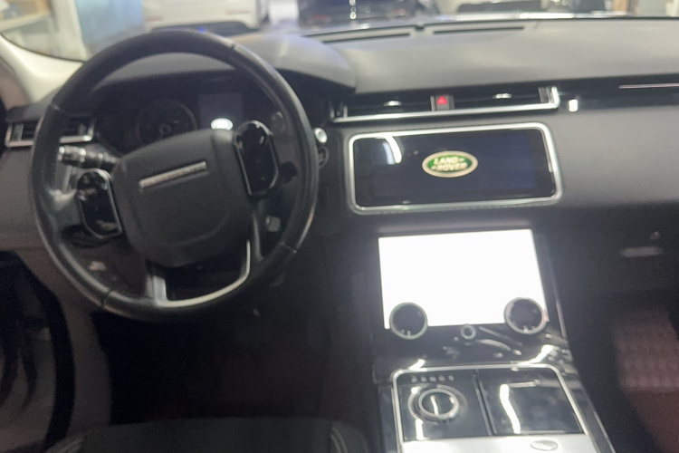 路虎 揽胜星脉 2020款 P250中控内饰7003