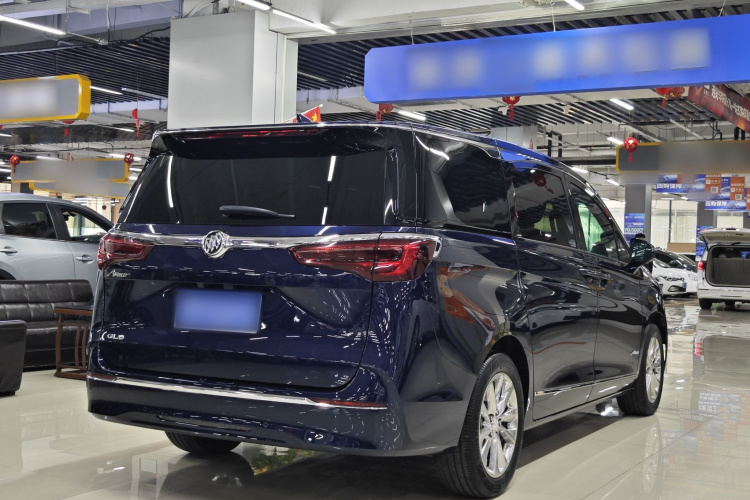 别克GL8 2020款 Avenir艾维亚 四座尊礼版车身外观6005