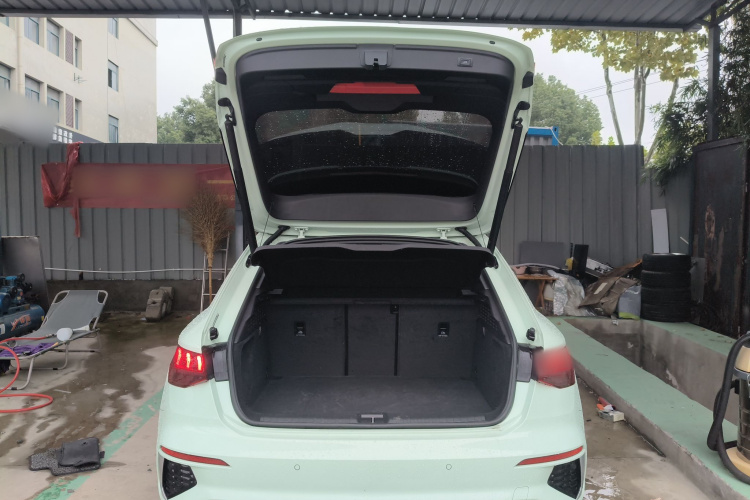 奥迪A3 2024款 Sportback 35 TFSI 时尚运动型机舱底盘23