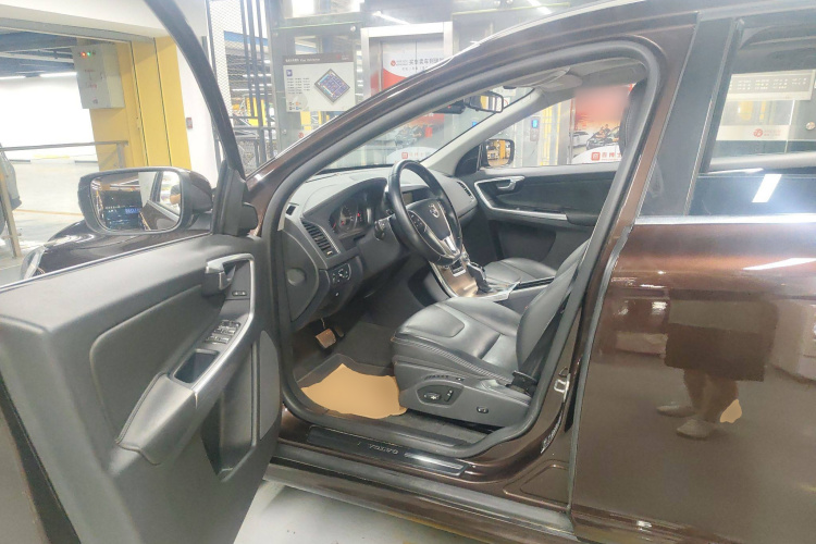 沃尔沃XC60 2017款 T5 智进升级版中控内饰7003