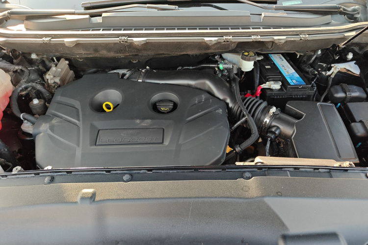 福特 锐界 2017款 EcoBoost 245 四驱运动型 7座机舱底盘24