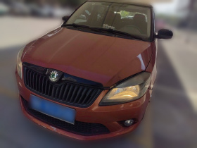 斯柯达 晶锐 2012款 1.6L 自动酷黑版