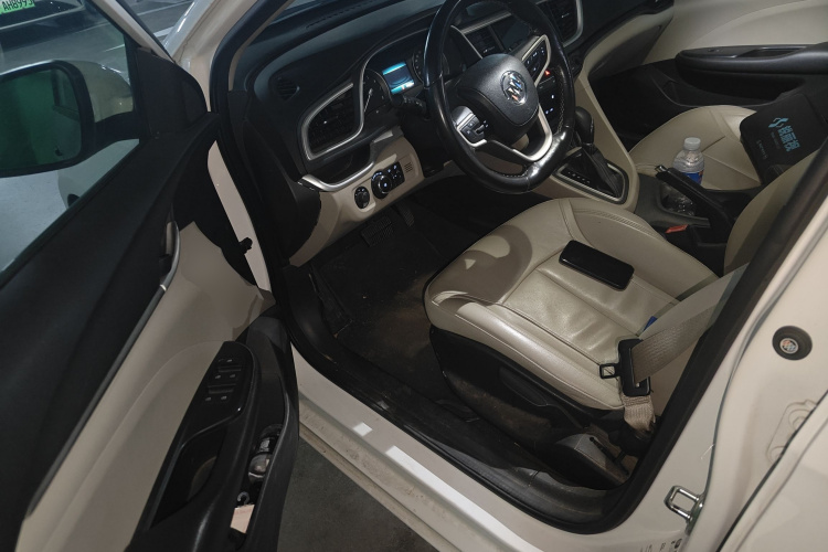 别克 英朗 2018款 15T 双离合精英型 国V中控内饰20