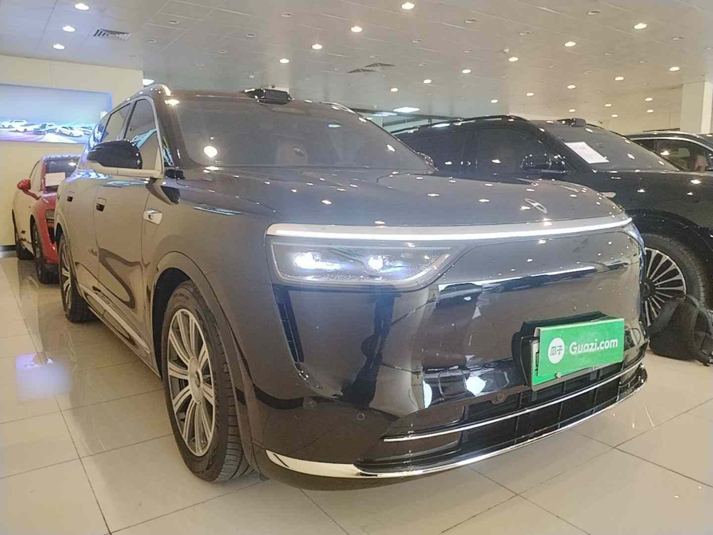 鸿蒙智行 问界M8 2025款 增程 Ultra版 53.4kWh 6座版 (192线激光雷达）(5)