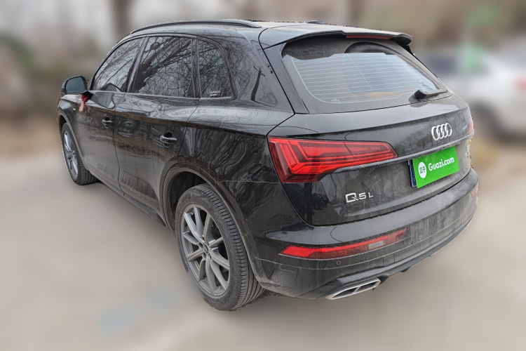 奥迪Q5L 2023款 40T 豪华动感型车身外观5