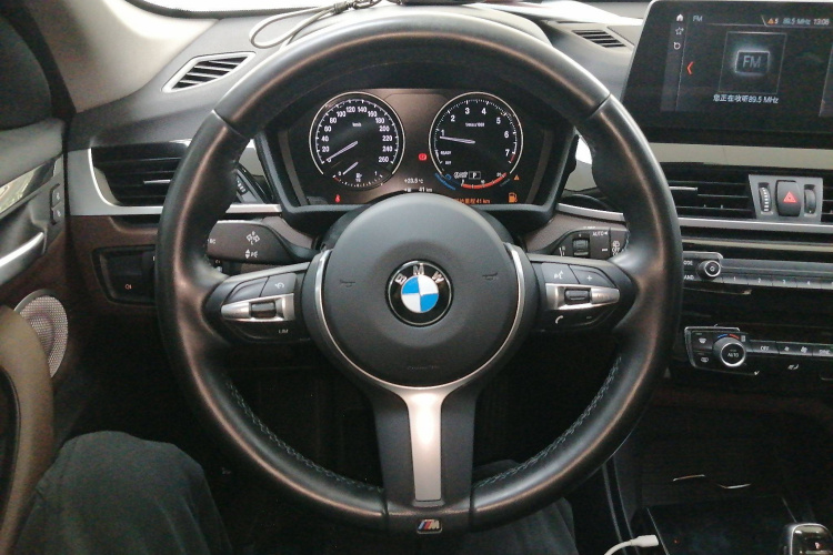 宝马X1 2022款 sDrive25Li 领先型局部细节13