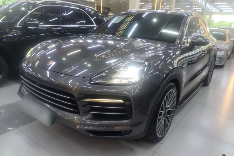 保时捷 Cayenne新能源 2019款 Cayenne E-Hybrid 2.0T车身外观1