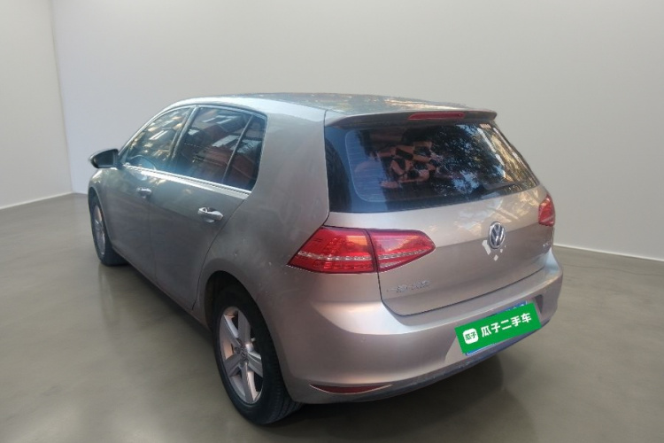 大众 高尔夫 2014款 1.6L 自动舒适型车身外观5