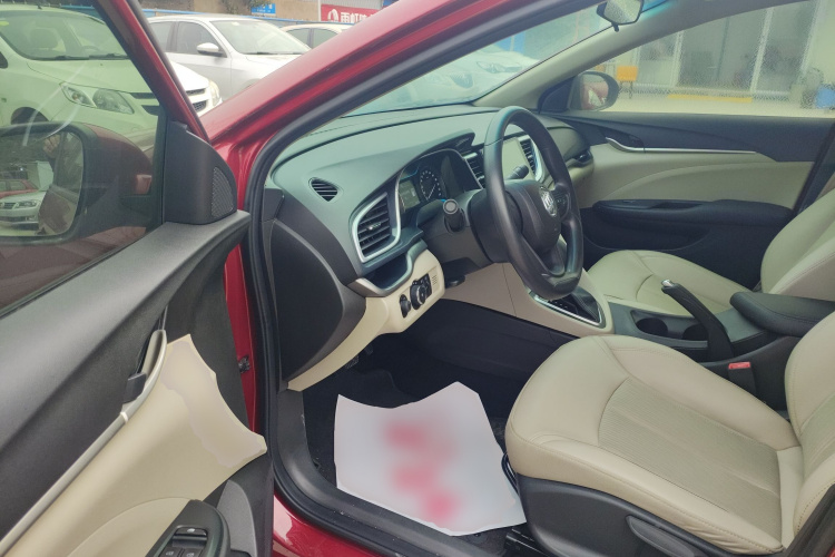 别克 英朗 2017款 15N 自动精英型中控内饰20