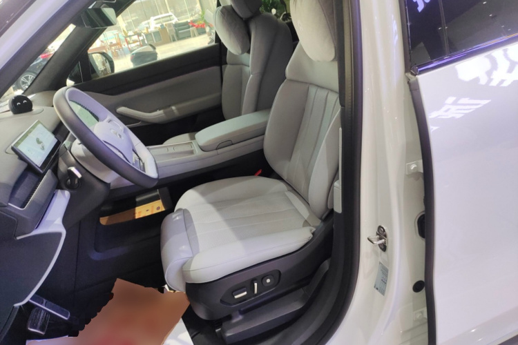 蔚来ES8 2024款 75kWh局部细节19