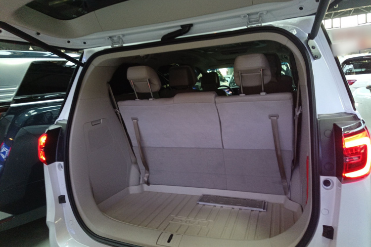 别克GL8 2023款 ES陆尊 舒适型局部细节23