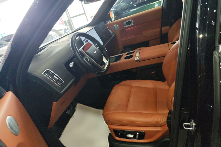 理想汽车 理想L9 2022款 Max中控内饰19