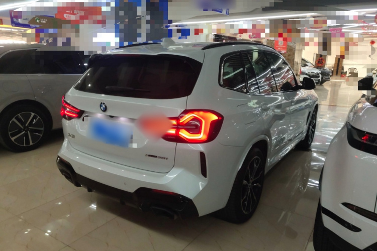 宝马X3 2022款 改款 xDrive30i 尊享型 M曜夜套装车身外观7