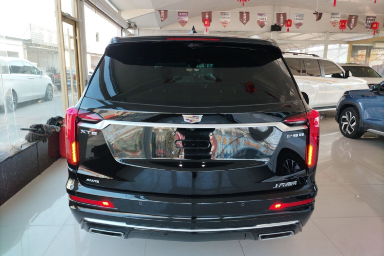 凯迪拉克XT6 2022款 2.0T 七座四驱豪华型车身外观6