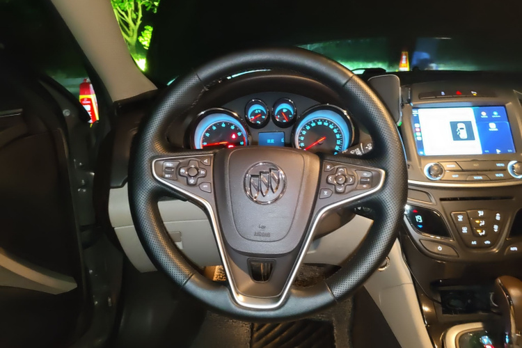 别克 君威 2015款 2.0L 领先时尚型局部细节13