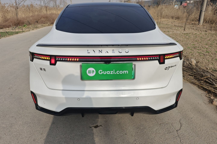 领克07 2024款 EM-P 126长续航 Ultra车身外观6