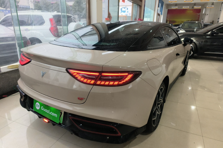 哪吒汽车 哪吒GT 2023款 560车身外观7