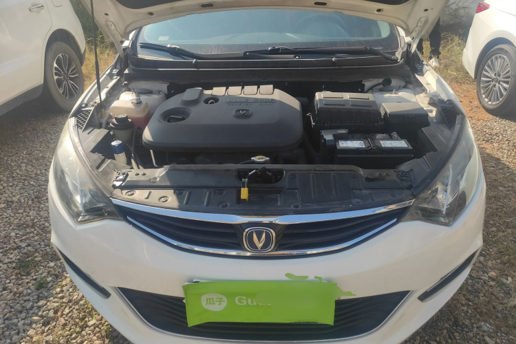 长安 逸动 2016款 XT 1.6L 自动俊酷型局部细节24