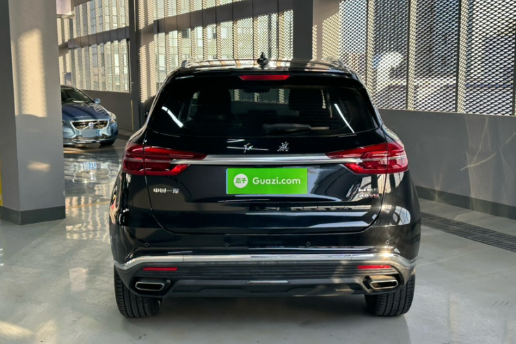 红旗HS5 2022款 改款 2.0T 智联旗享版车身外观6010