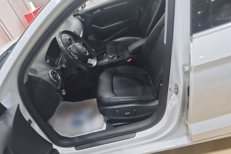 奥迪A3 2015款 Limousine 35 TFSI 百万纪念智领型局部细节19