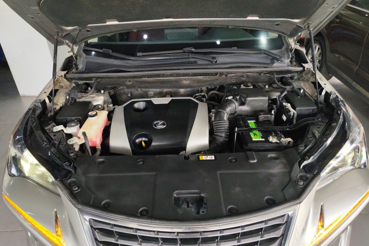 雷克萨斯NX 2020款 200 前驱 锋行版 国VI局部细节24