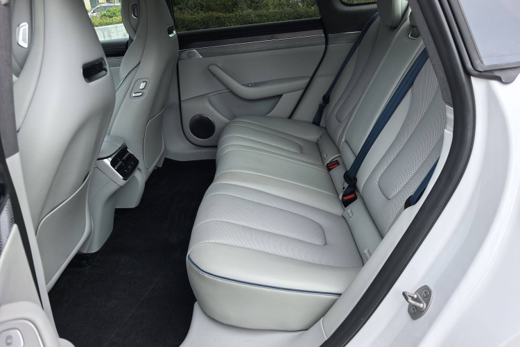 鸿蒙智行 智界S7 2025款 855km Max中控内饰7003