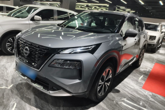 日产 奇骏 2023款 e-POWER 超混双电机四驱豪华版