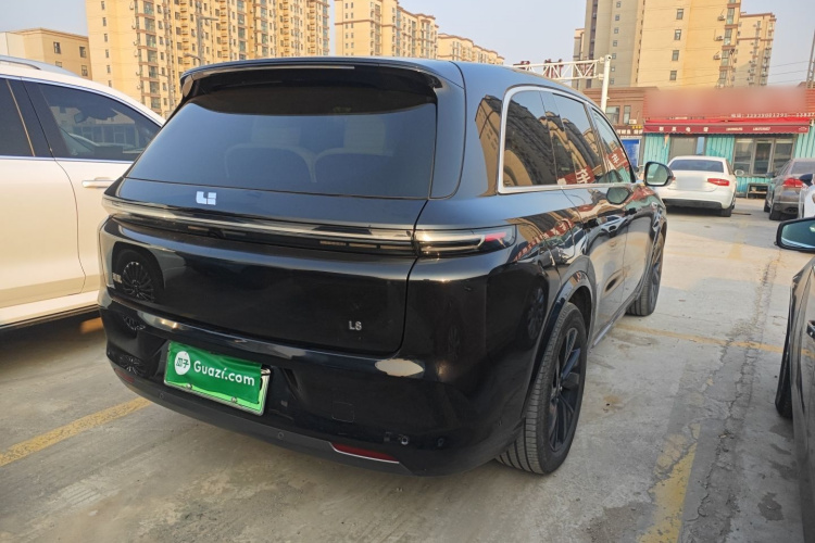 理想汽车 理想L8 2023款 Pro车身外观7