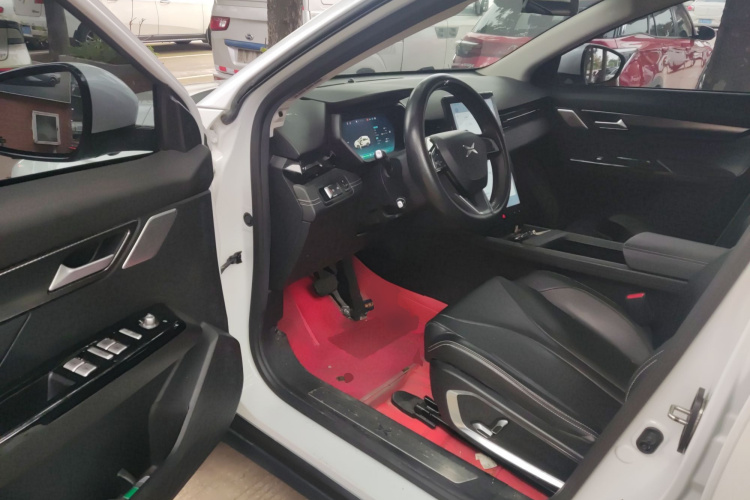 小鹏G3 2022款 G3i 520N+中控内饰7003