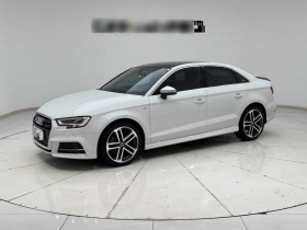 奥迪A3 2018款 30周年年型 Limousine 35 TFSI 运动型