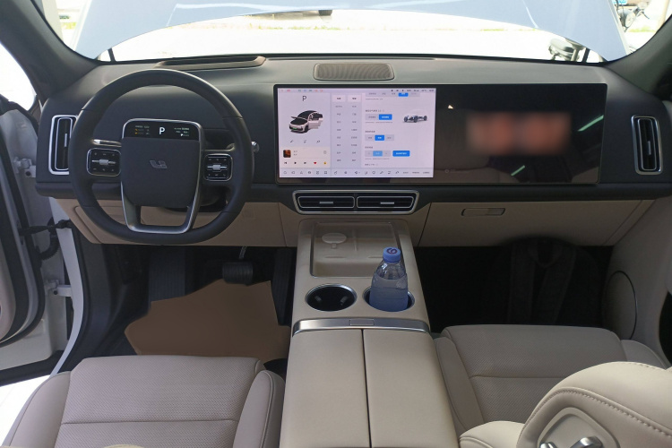 理想汽车 理想L7 2023款 Pro中控内饰7002