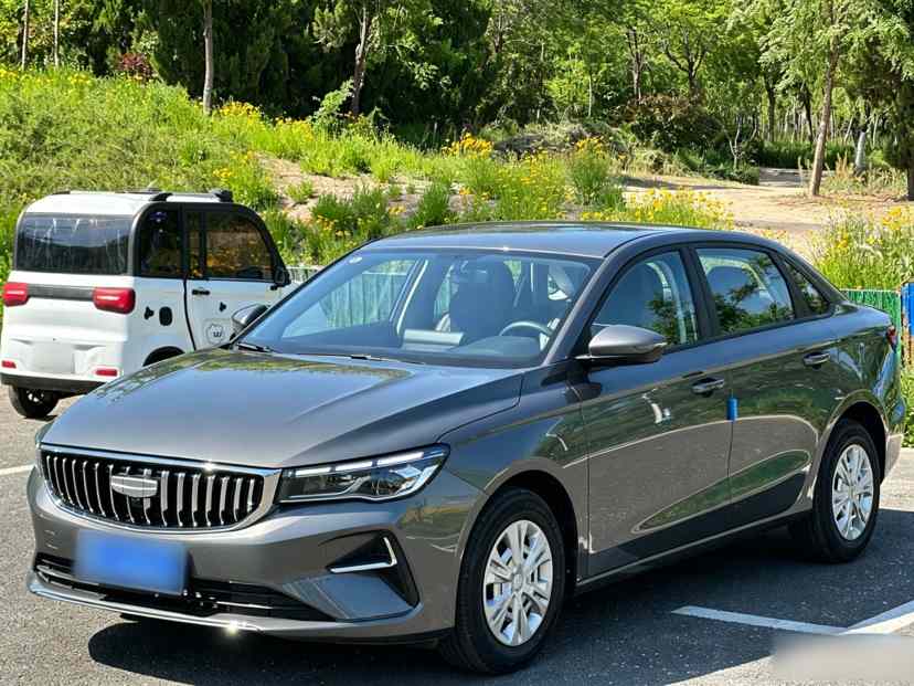 吉利汽车 帝豪 2025款 第4代 1.5L 手动星耀版(1)