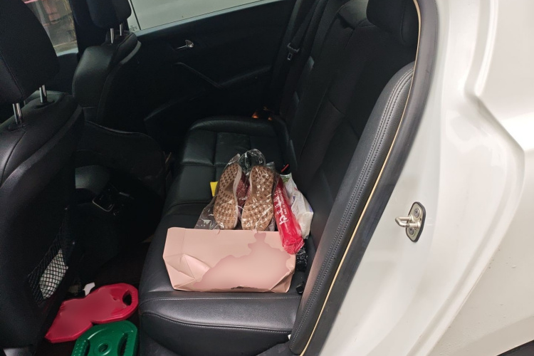 标致508 2013款 2.0L 两周年纪念 自动智享版中控内饰7004