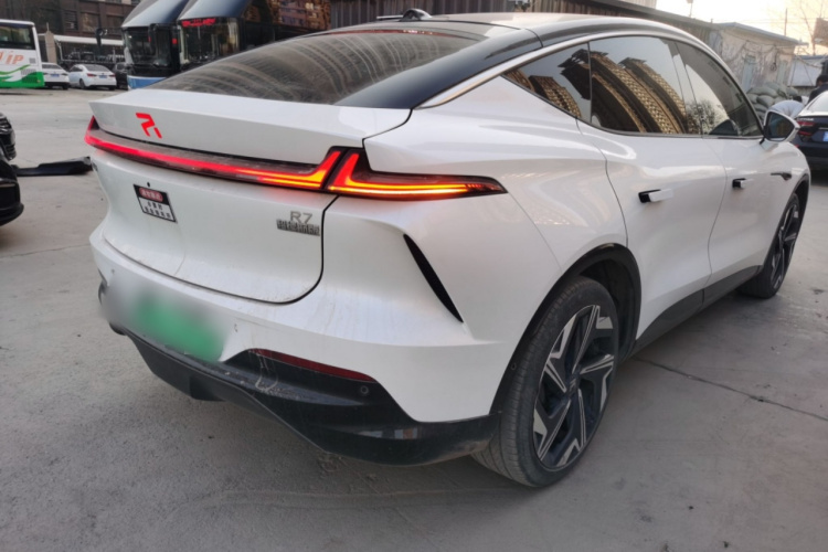 飞凡汽车 飞凡R7 2022款 长续高阶版车身外观6005