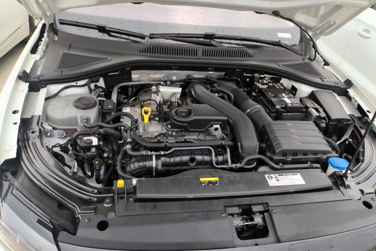 大众 朗逸 2024款 300TSI DSG星空满逸版机舱底盘24