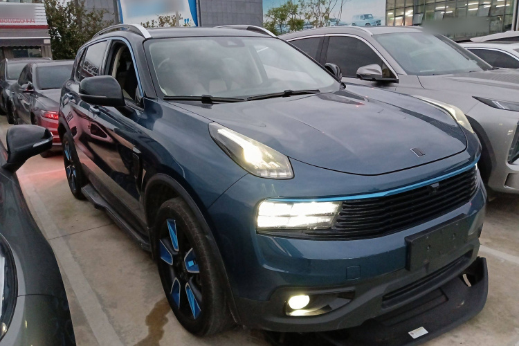 领克01 2019款 2.0T 两驱耀Pro版 国VI车身外观3