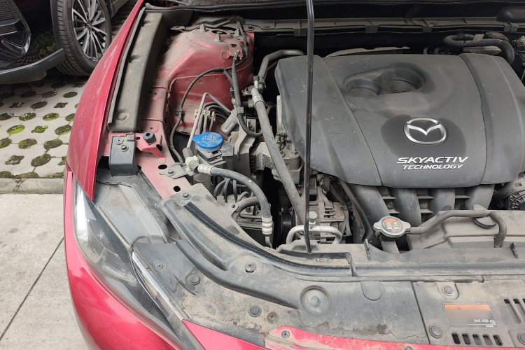 马自达CX-4 2016款 2.0L 自动两驱蓝天活力版局部细节9006