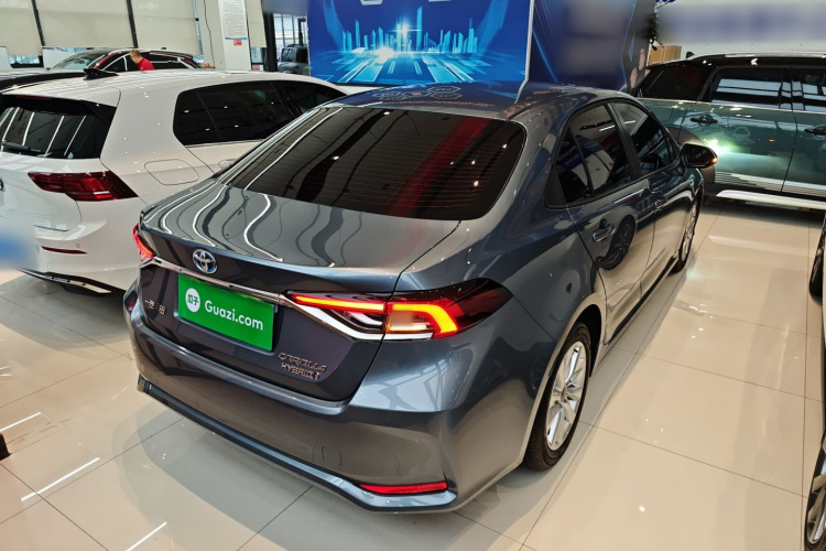 丰田 卡罗拉 2023款 1.8L 智能电混双擎 精英版车身外观7