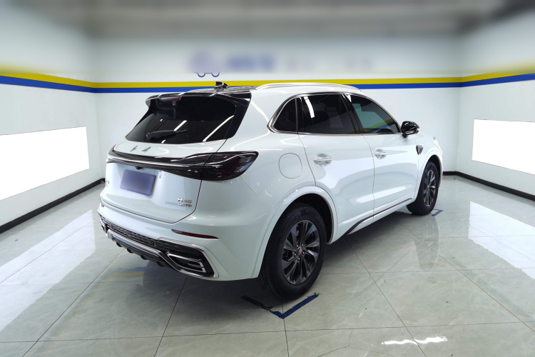 红旗HS5 2023款 2.0T 旗享Pro版车身外观7