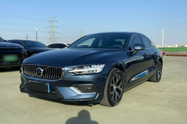 沃尔沃S60 2024款 B4 智逸豪华版