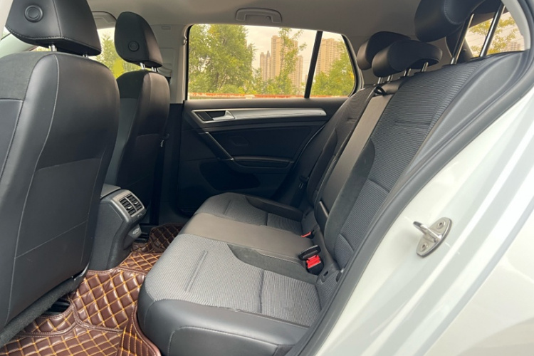 大众 高尔夫 2020款 280TSI DSG舒适型中控内饰7003