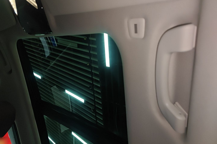 宝马3系 2024款 320Li M运动套装中控内饰22