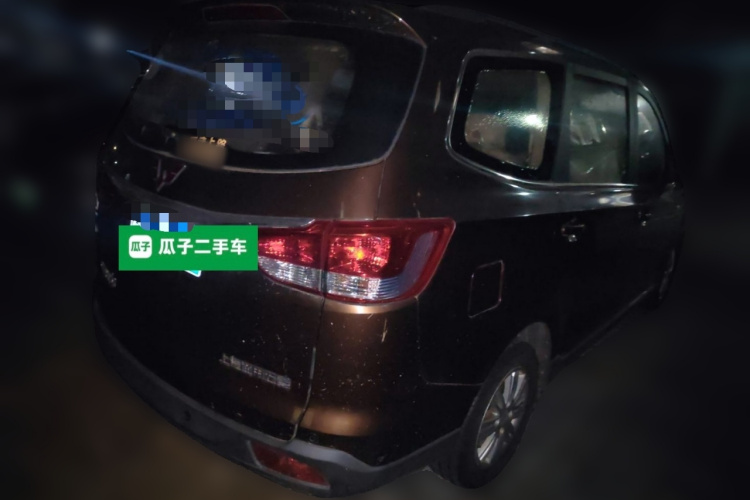 五菱汽车 五菱宏光 2015款 1.5L S1舒适国V车身外观6005