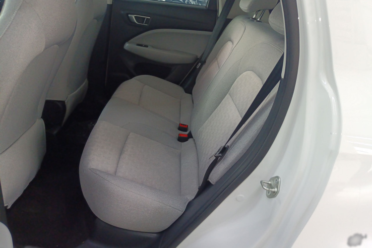 零跑汽车 零跑T03 2022款 炫晶版中控内饰7004