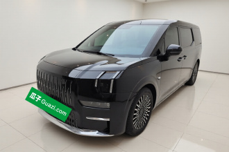 极氪009 2024款 六座行政版四驱 108kWh