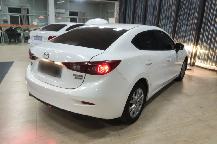 马自达3 昂克赛拉 2016款 三厢 1.5L 自动舒适型车身外观7