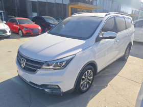 宝骏730 2017款 1.8L iAMT尊享型 7座