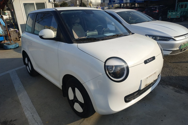 长安启源 长安Lumin 2022款 155km 清甜款车身外观3