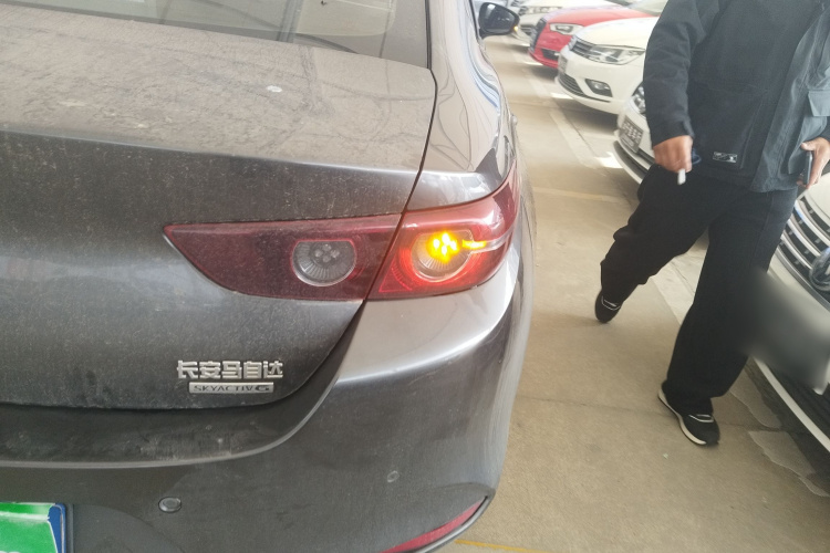 马自达3 昂克赛拉 2020款 1.5L 自动质型版车身外观9